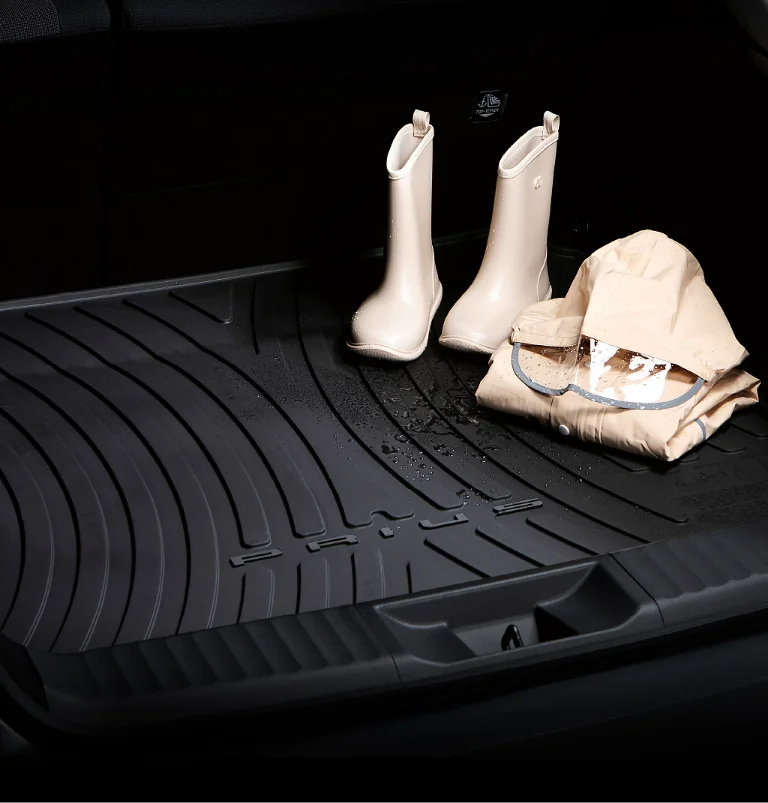 올 웨더 트렁크 매트 KRW 88,000 (VAT 포함, 공임 별도)